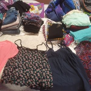 Womens/Juniors Clothing Lot XS-M